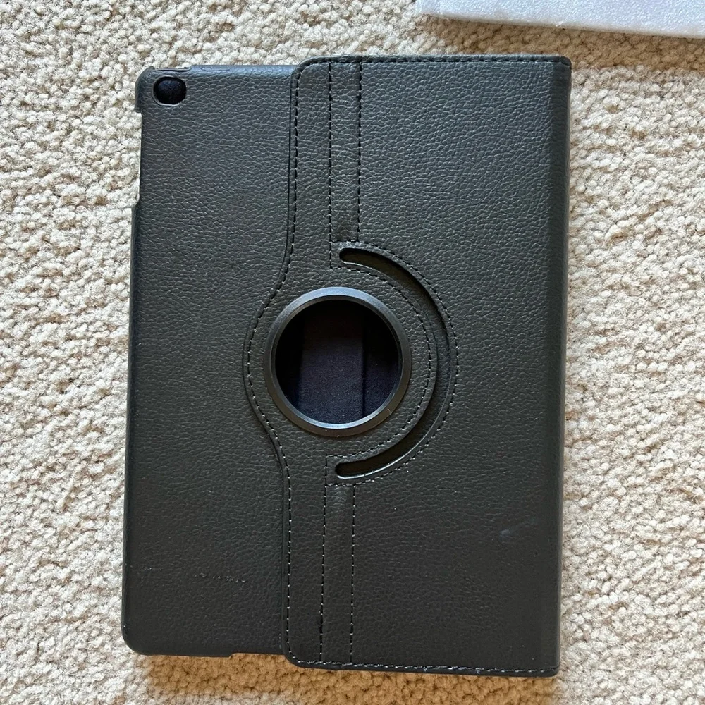 NWT iPad Cover
